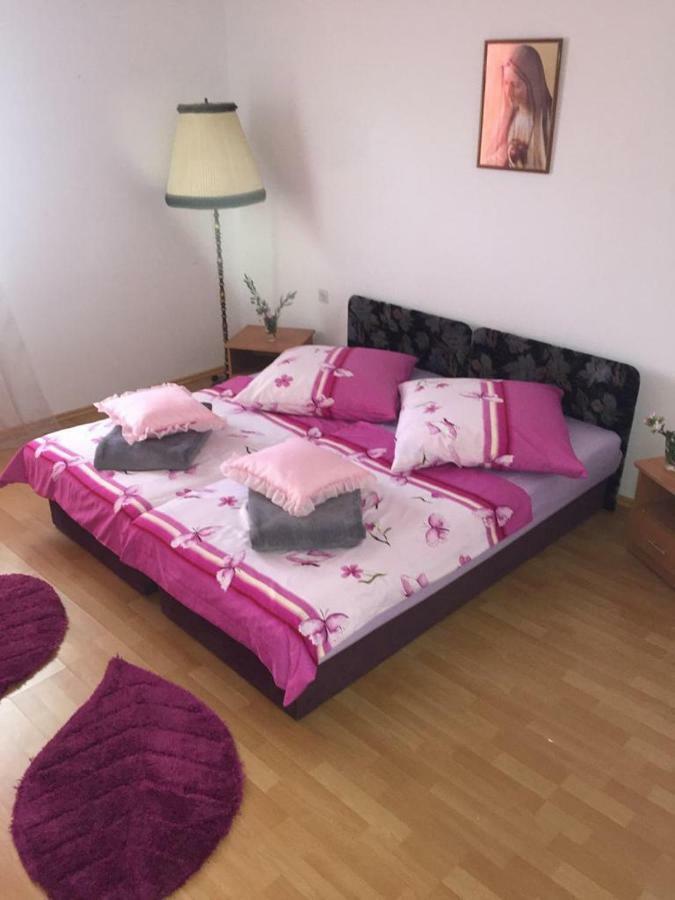 Apartman Luis Silence Sestanovac Екстер'єр фото